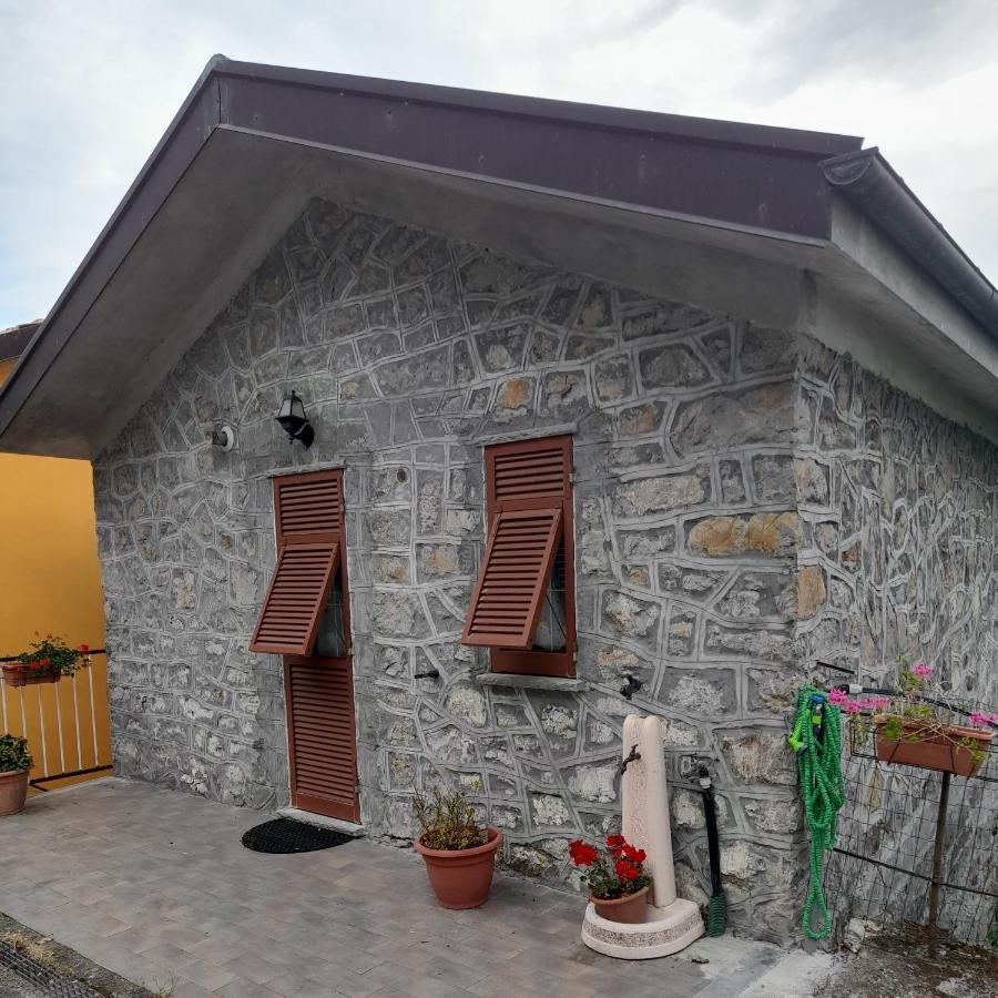 Agriturismo Merlotta Villa Varese Ligure Exterior photo